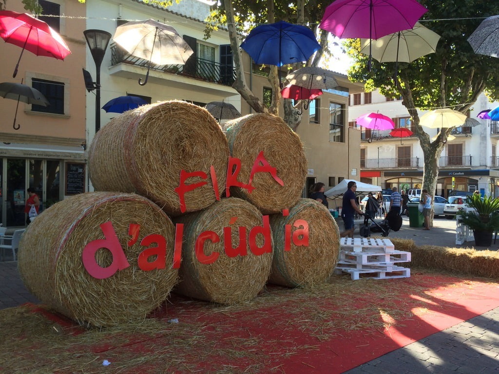 Fira de Alcudia Fiestas in Mallorca